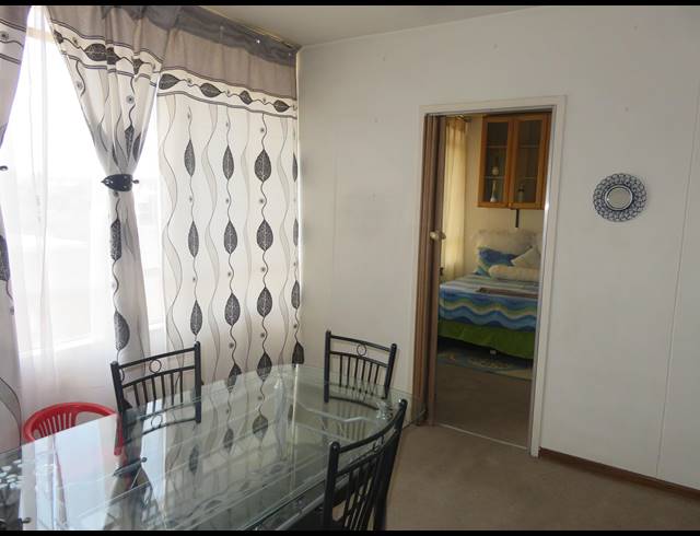 1.5 BEDROOM FLAT SOLD IN SUNNYSIDE